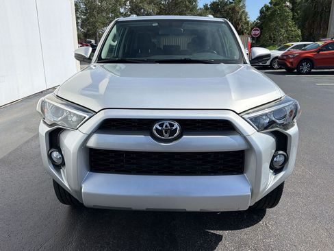 Used 2018 Toyota 4Runner SR5 RWD image 6