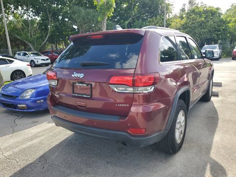 Used 2020 Jeep Grand Cherokee Laredo RWD image 9