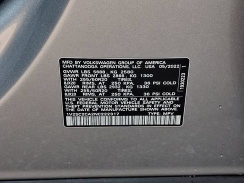 Used 2022 Volkswagen Atlas Cross Sport SEL R-Line AWD/4WD image 30