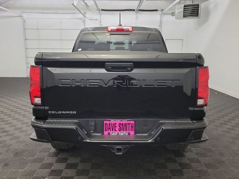 Used 2025 Chevrolet Colorado Z71 w/ Technology Package image 8