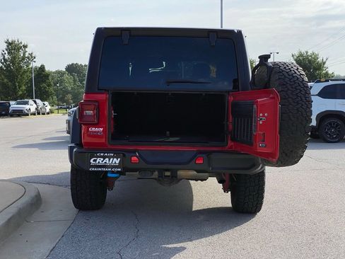 Used 2024 Jeep Wrangler Unlimited Rubicon 4xe AWD/4WD image 7