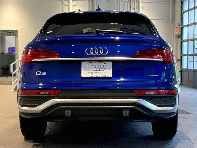 Used 2021 Audi Q5 2.0T Premium Plus w/ Premium Plus Package AWD/4WD image 6