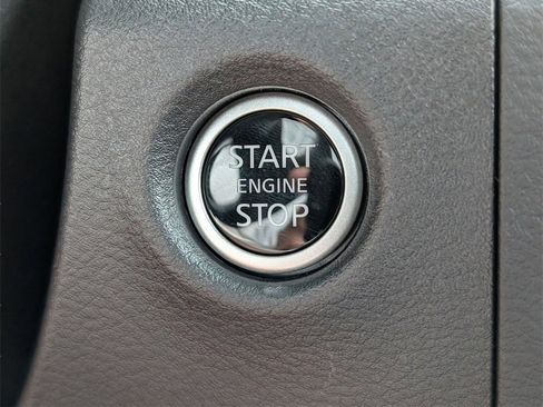 New 2025 Nissan Frontier PRO-4X image 22