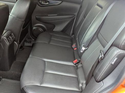 Used 2021 Nissan Rogue Sport SL image 18