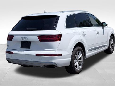 Used 2019 Audi Q7 3.0T Premium w/ Convenience Package AWD/4WD image 3