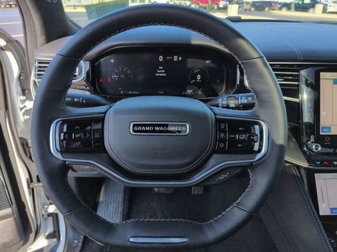 New 2026 Jeep Grand Wagoneer L Summit w/ Premium Group III AWD/4WD image 19