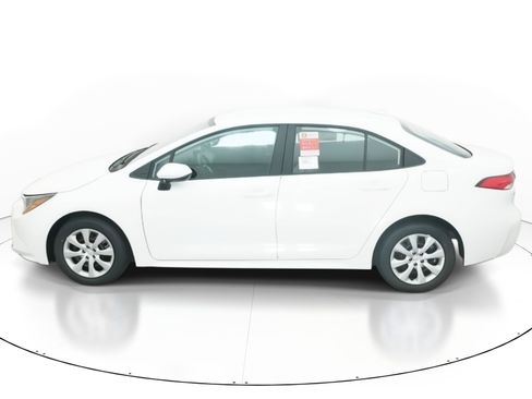 New 2026 Toyota Corolla LE image 3