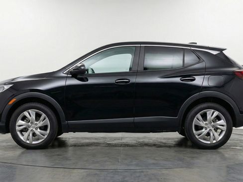 Used 2025 Buick Encore GX Preferred AWD/4WD image 5