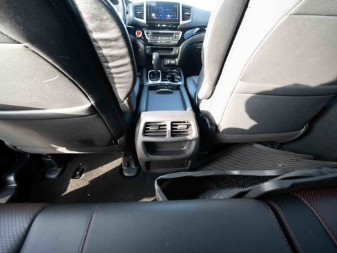 Used 2018 Honda Ridgeline Black Edition image 22