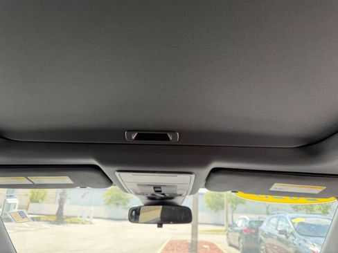 Used 2025 Honda CR-V Sport image 19