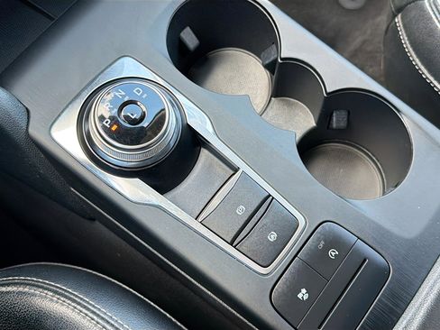 Used 2020 Ford Escape SEL image 29