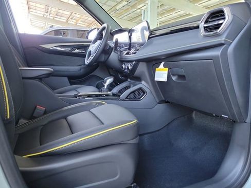 New 2026 Chevrolet TrailBlazer ACTIV w/ Convenience Package FWD image 17
