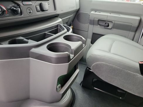 New 2026 Ford E-350 and Econoline 350 Super Duty w/ Power Equipment Group image 31