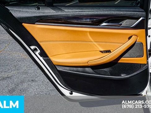 Used 2023 BMW 530i xDrive w/ Premium Package image 54