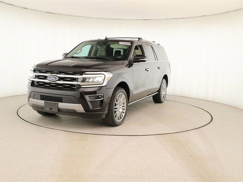 Used 2024 Ford Expedition Max Limited image 12