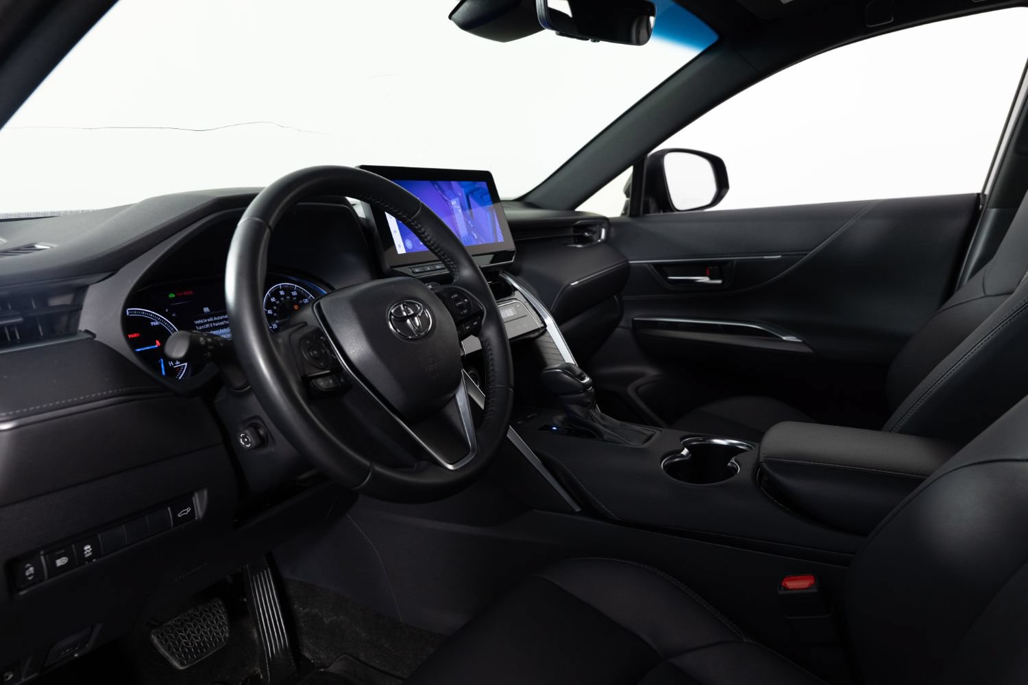 Used 2024 Toyota Venza XLE AWD/4WD image 14