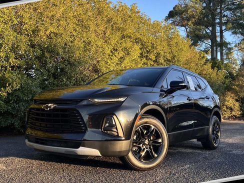 Used 2021 Chevrolet Blazer LT image 1