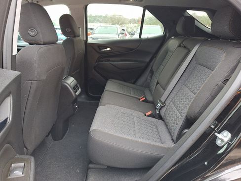 Used 2023 Chevrolet Equinox LT image 11