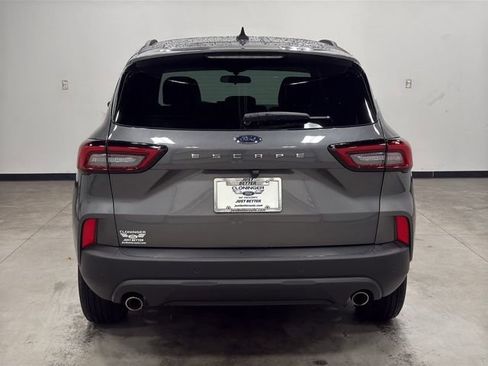 Used 2025 Ford Escape ST-Line w/ Tech Pack #1 FWD image 10