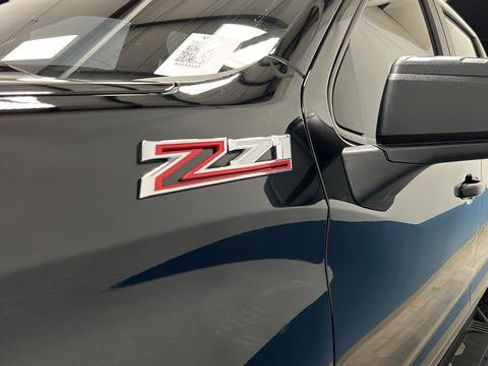 Used 2019 Chevrolet Silverado 1500 LT Trail Boss AWD/4WD image 41