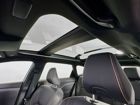 Certified 2025 Toyota Crown Signia w/ Advanced Technology Package image 23