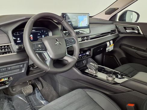 New 2026 Mitsubishi Outlander SE AWD/4WD image 15