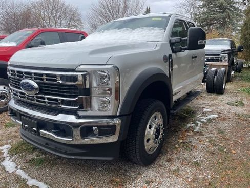 New 2026 Ford F550 4x4 Supercab Super Duty w/ XLT Value Package image 6