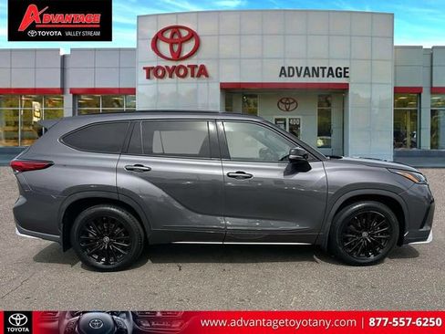 Used 2023 Toyota Highlander XSE AWD/4WD image 5