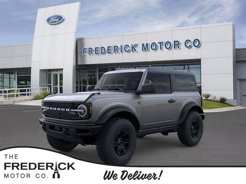 New 2026 Ford Bronco Badlands w/ Sasquatch Package image 1