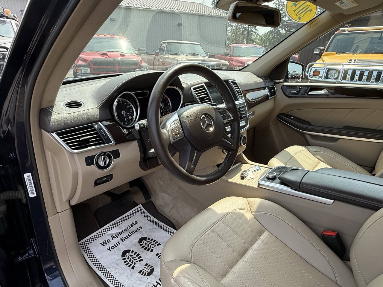 Used 2014 Mercedes-Benz GL 350 BlueTEC 4MATIC image 9