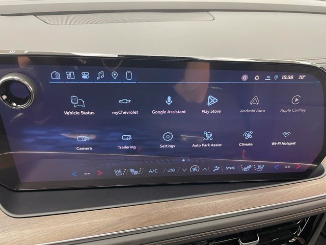 New 2026 Chevrolet Tahoe High Country w/ Sun And Tow Package AWD/4WD image 3