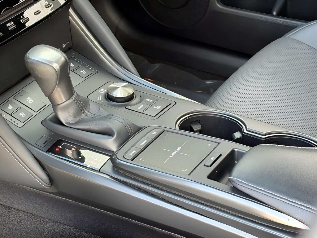 Used 2024 Lexus IS 300 w/ Premium Package RWD image 23