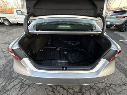 Used 2022 Toyota Camry SE w/ Cold Weather Package image 26