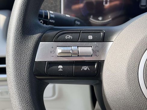 Certified 2025 Hyundai Tucson SE AWD/4WD image 15