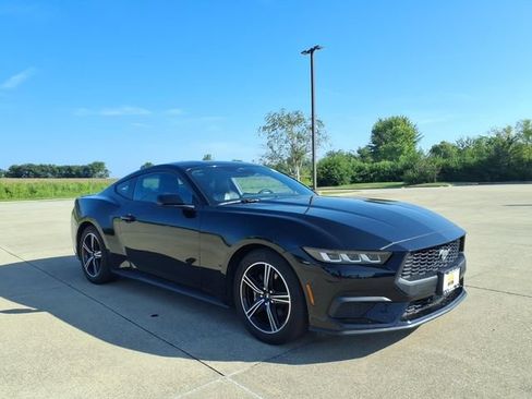 Used 2024 Ford Mustang Premium RWD image 25
