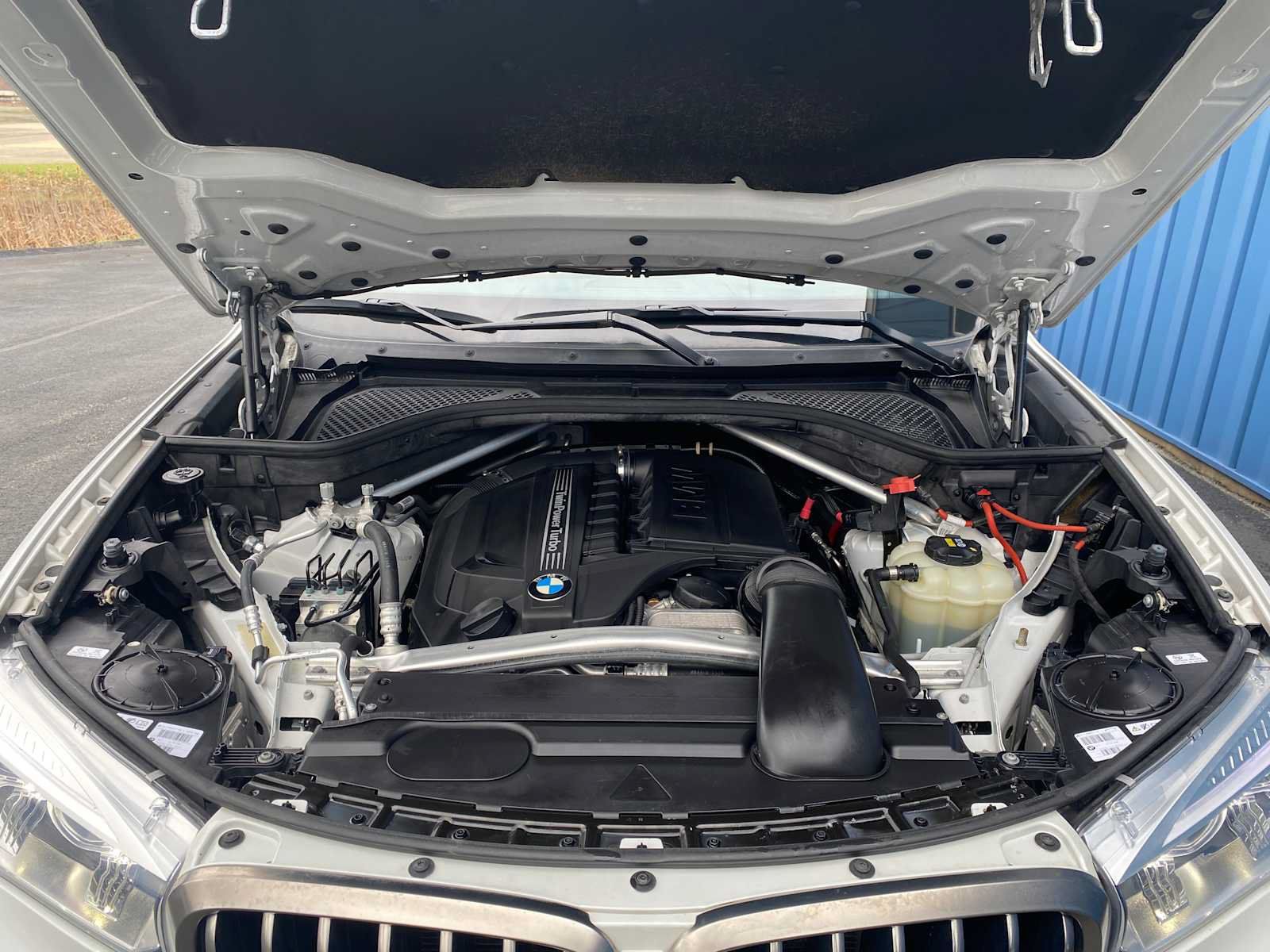 Used 2018 BMW X6 M50i AWD/4WD image 6
