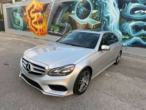 Used 2014 Mercedes-Benz E 350 4MATIC Sedan w/ Premium 1 Package image 2