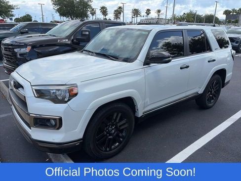 Used 2019 Toyota 4Runner Limited RWD image 2
