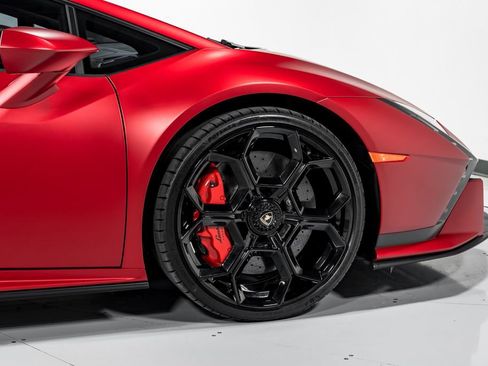 Used 2023 Lamborghini Huracan Tecnica RWD image 45