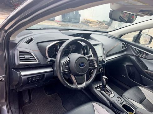Used 2023 Subaru Crosstrek 2.5i Limited AWD/4WD image 9