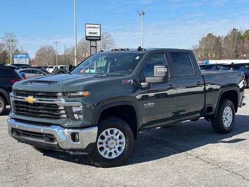 New 2026 Chevrolet Silverado 2500 LT w/ Texas Edition image 2