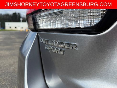 Used 2025 Mitsubishi Outlander Sport AWD image 30