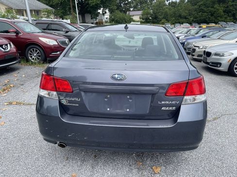 Used 2014 Subaru Legacy 2.5i Premium AWD/4WD image 6