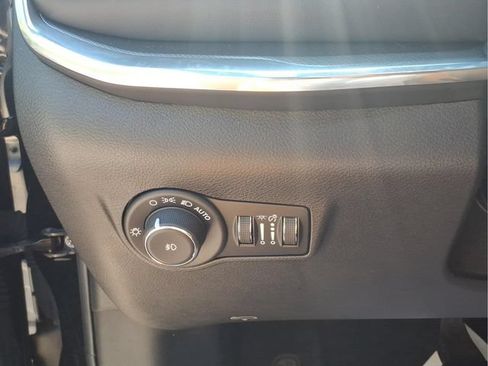 Used 2024 Jeep Compass Limited w/ High Altitude Package AWD/4WD image 18