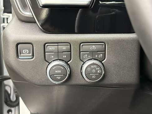 Used 2026 GMC Sierra 1500 Elevation AWD/4WD image 29
