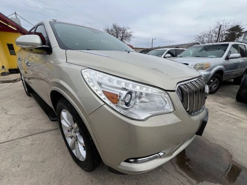 Used 2015 Buick Enclave Premium w/ Experience Buick Package image 4