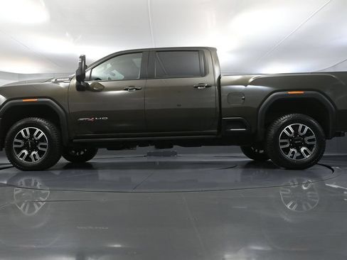 Used 2022 GMC Sierra 2500 AT4 w/ AT4 Premium Plus Package AWD/4WD image 63