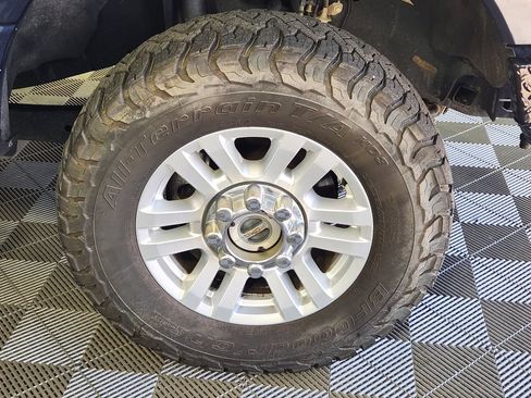 Used 2019 Ford F250 XL w/ STX Appearance Package AWD/4WD image 9