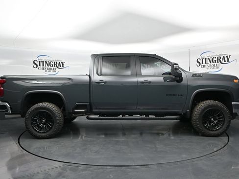 New 2026 Chevrolet Silverado 2500 LT w/ All Star Edition AWD/4WD image 8