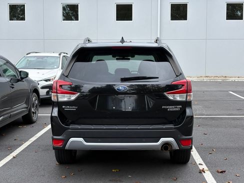 Used 2021 Subaru Forester Touring AWD/4WD image 4